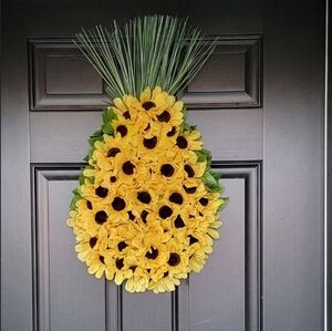 Pineapple Sunflower Wreath